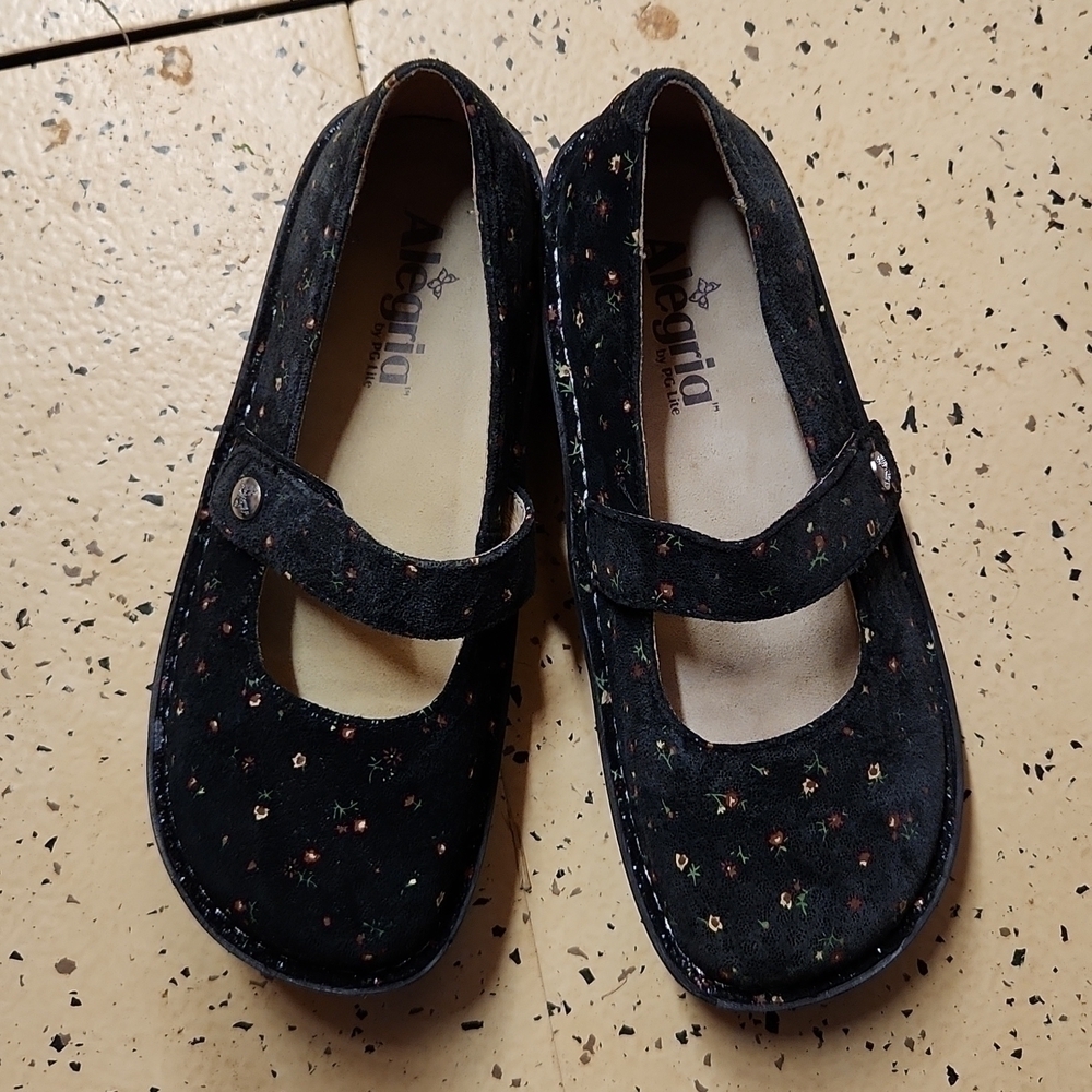Alegria Feliz Mary Jane Black Floral Women's Size 36 EUC